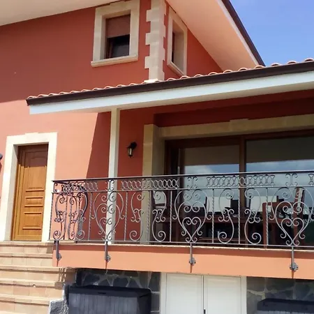 Holiday home Casa El Cierro *